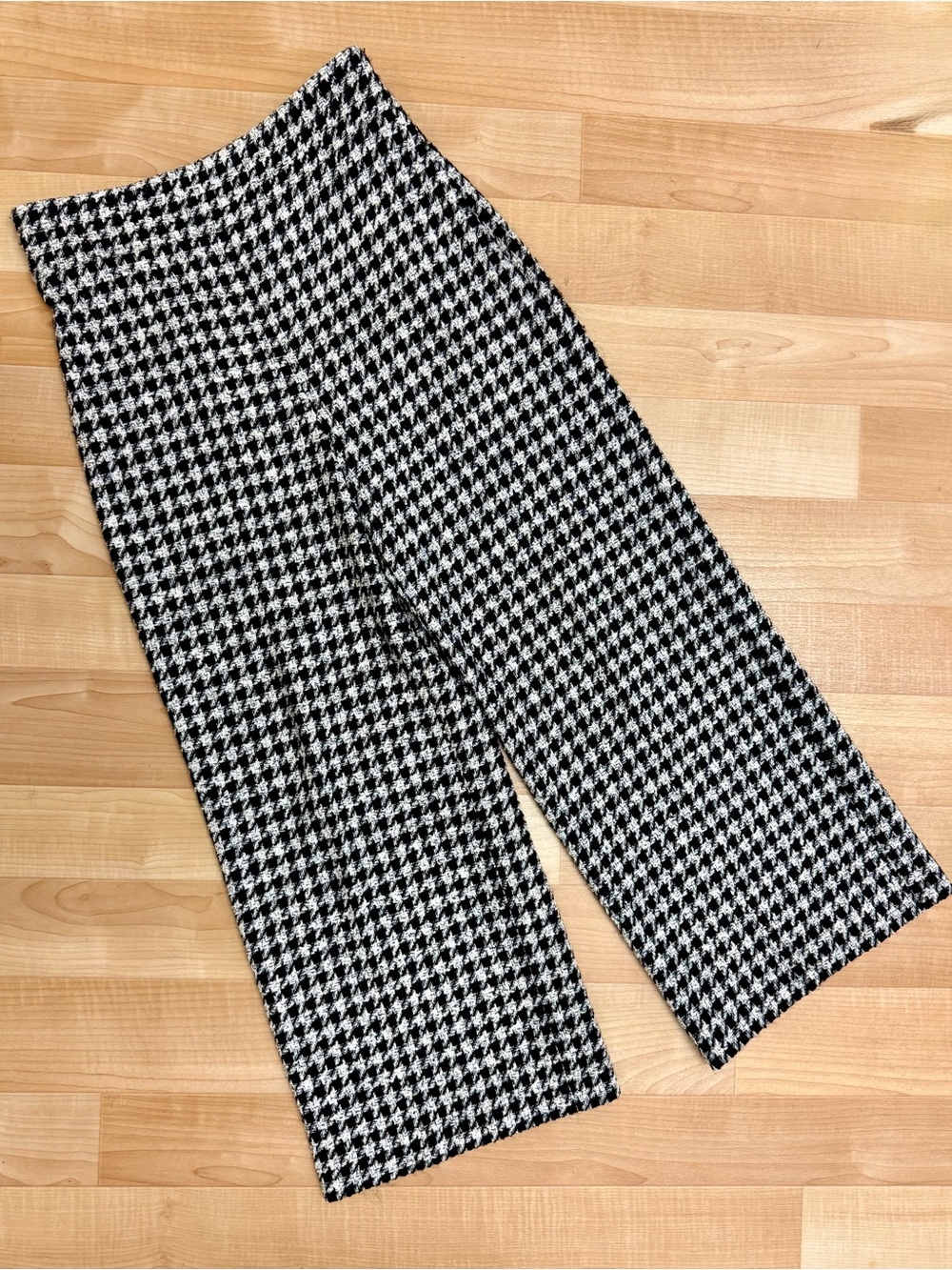 Zara Black & White Houndstooth Wide Leg Pants
